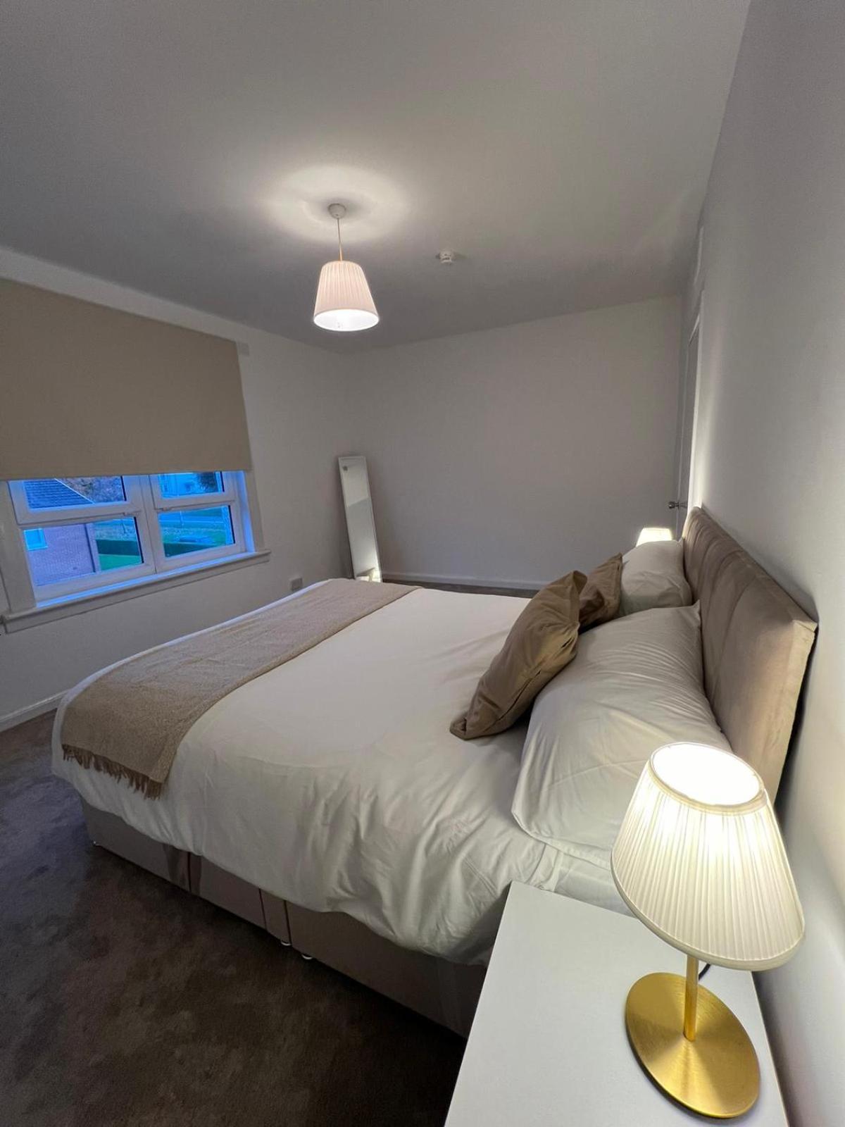 Archillects Entire Two Bedroom Comfy House - Free Parking Глазго Экстерьер фото
